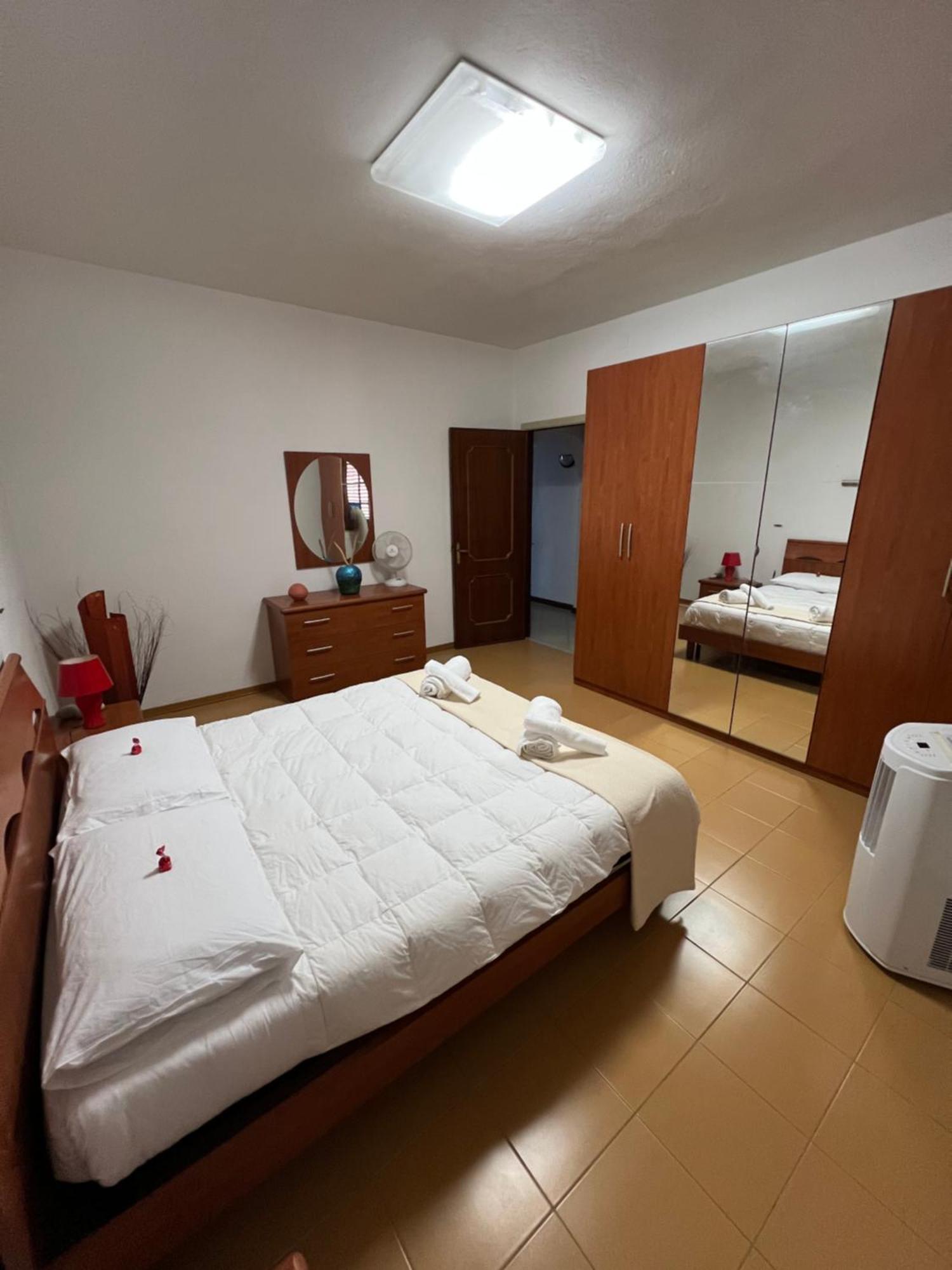 Casa Maestrale Apartment Gonnesa Luaran gambar
